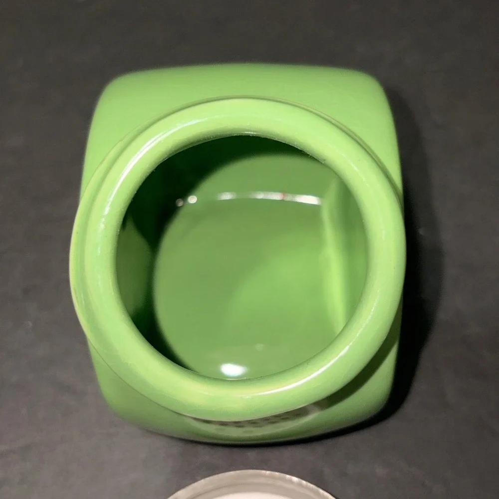 Vtg Retro Green Ceramic Slanted Spice Shaker Sugar Dispenser Metal Lid 1638444